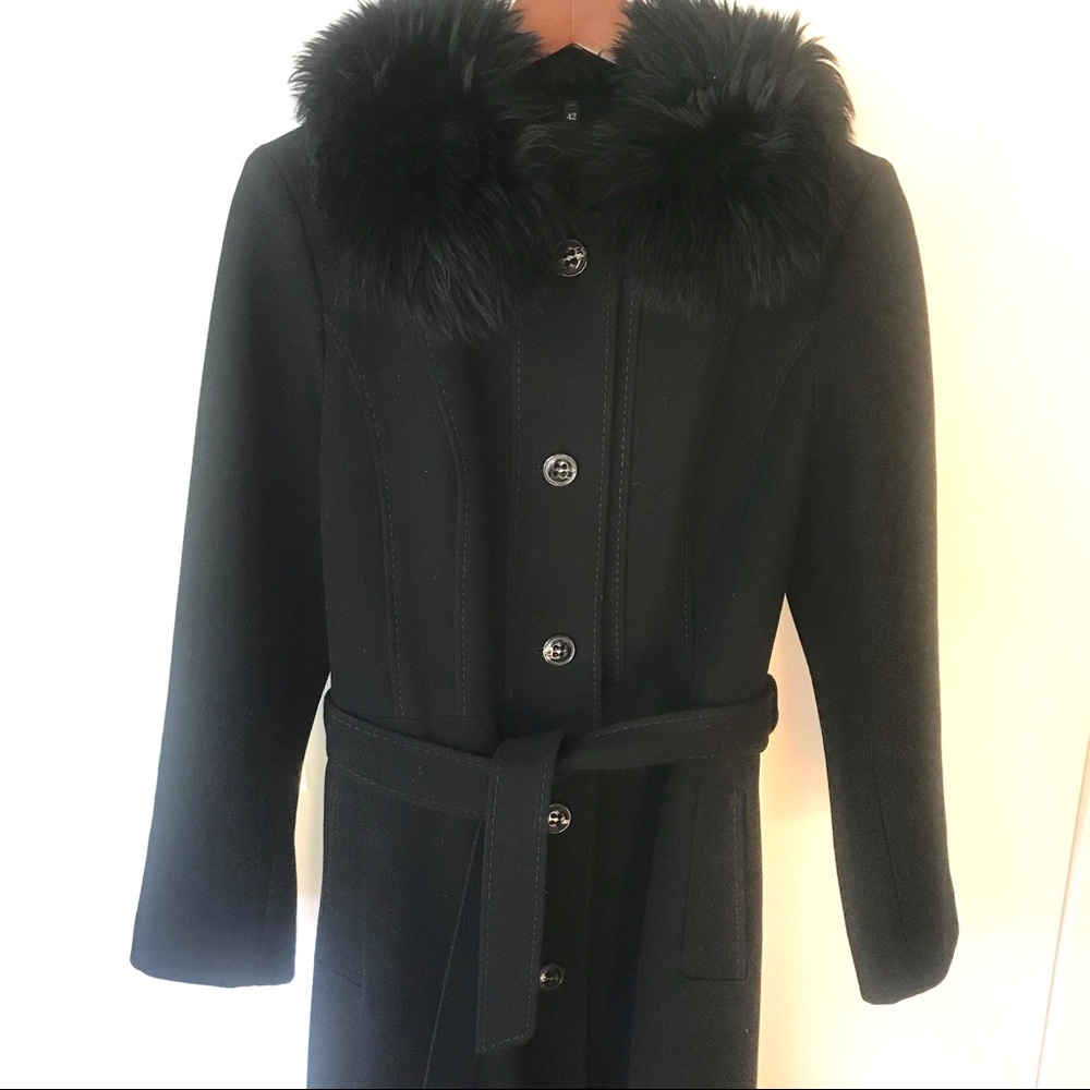 Winter coat - Picture 3 of 8